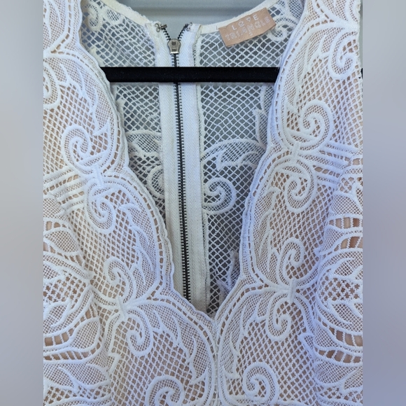 Love Triangle Lace Romper - Picture 9 of 14